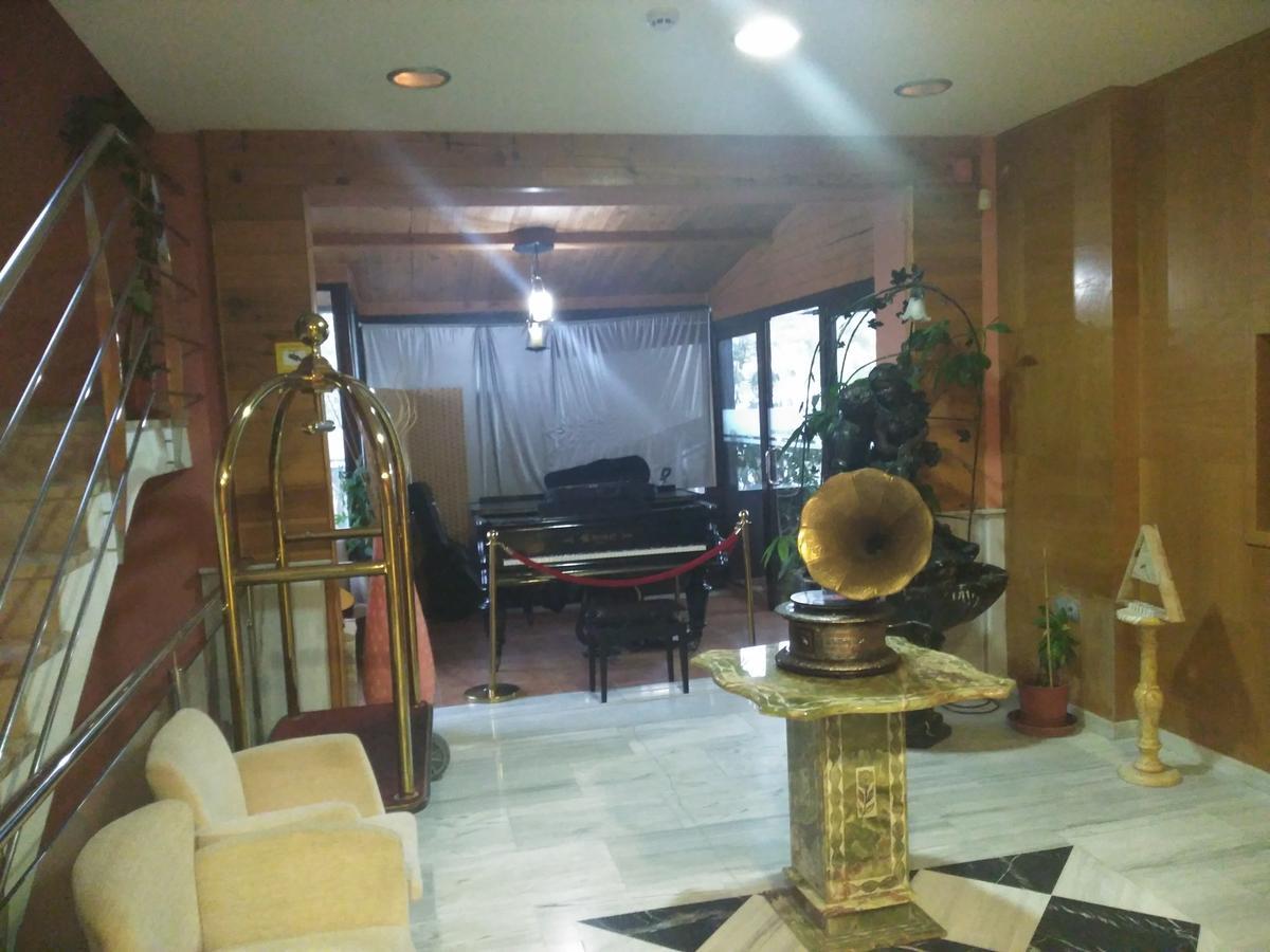 Hotel Mirasierra Baul Zewnętrze zdjęcie